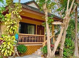 Suan Sang Chan Riverside Resort