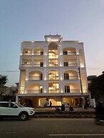 The Altruist Business Hotel