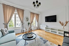 Old Town View - Green Gate by Downtown Apartments