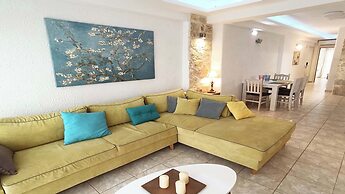 Anastasia's Luxury Suites