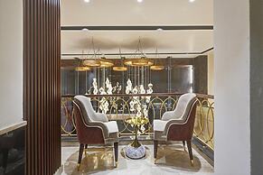 Tyche Boutique & Suites