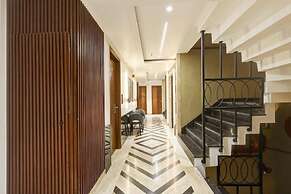 Tyche Boutique & Suites