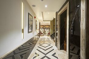 Tyche Boutique & Suites