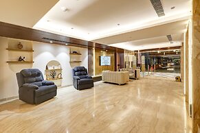 Tyche Boutique & Suites