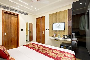 Tyche Boutique & Suites