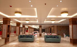 The Grand Royal Hotel