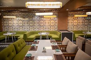 The Grand Royal Hotel