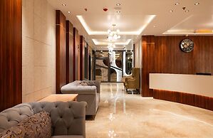 The Grand Royal Hotel