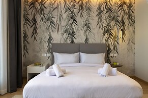 Catalina  Silver Palm