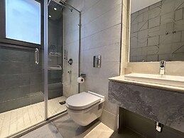 Catalina  Silver Palm