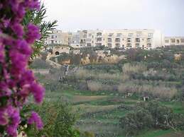 Nadur Gozo Apt With Fantastic Views