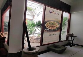 Bel Abri Colonial Living