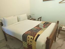 Bel Abri Colonial Living