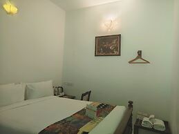 Bel Abri Colonial Living