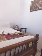 Bel Abri Colonial Living