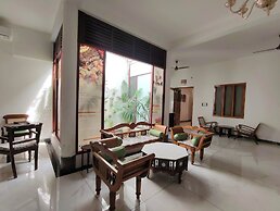 Bel Abri Colonial Living