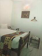 Bel Abri Colonial Living