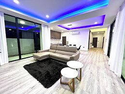 168 Garden Pool Villa