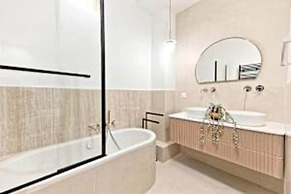 New Flat With AC Porte Maillot/arc de Triomphe