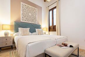 Genteel Home Santas Patronas