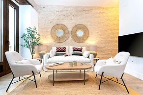 Genteel Home Santas Patronas
