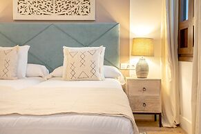 Genteel Home Santas Patronas