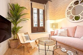 Genteel Home Santas Patronas