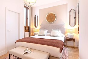 Genteel Home Santas Patronas