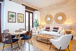 Genteel Home Santas Patronas