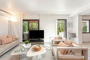 Genteel Home Guadalvillas