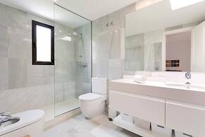 Genteel Home Guadalvillas