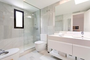 Genteel Home Guadalvillas