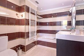 Genteel Home Guadalmina Golf