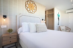 Genteel Home Constitución