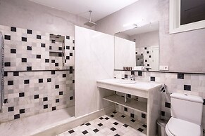 Genteel Home Palacio Abades Terrace