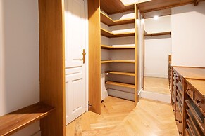 Genteel Home Palacio Abades Terrace