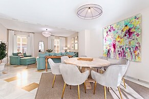 Genteel Home Palacio Abades Terrace