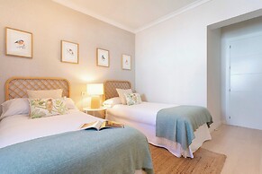 Genteel Home El Brillante