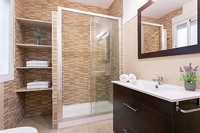 Genteel Home Manuel de Sandoval