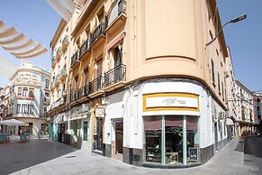 Genteel Home Manuel de Sandoval