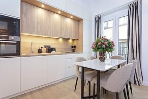 Genteel Home Teodosio