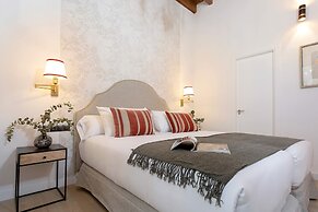 Genteel Home Teodosio