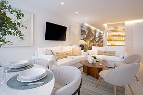 Genteel Home Plaza del Teatro