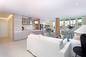 Genteel Home Plaza del Teatro