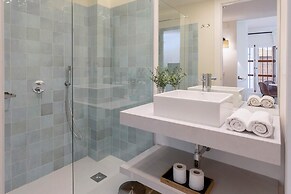 Genteel Home Santa Cruz