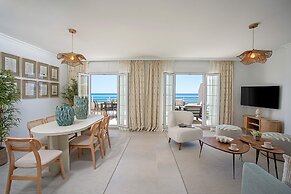 Genteel Home Los Corales Beach