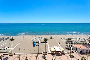 Genteel Home Los Corales Beach