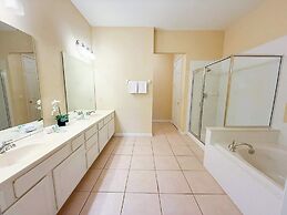 Walk to Epic Universe and Occc From This Condo