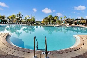 Walk to Epic Universe and Occc From This Condo