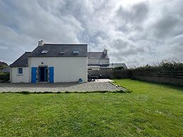 Pretty House 50m From the sea